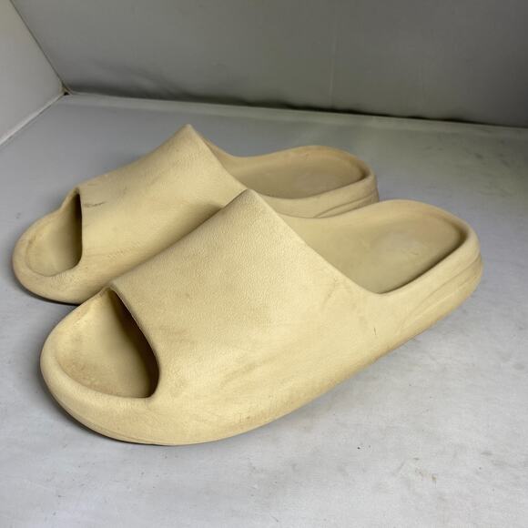 Adidas Yeezy Slide Bone 9 - Picture 1 of 5